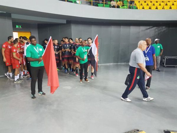 Une première journée sans réelle surprise