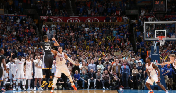 Throwback: Et Curry fit taire la Chesapeake Arena