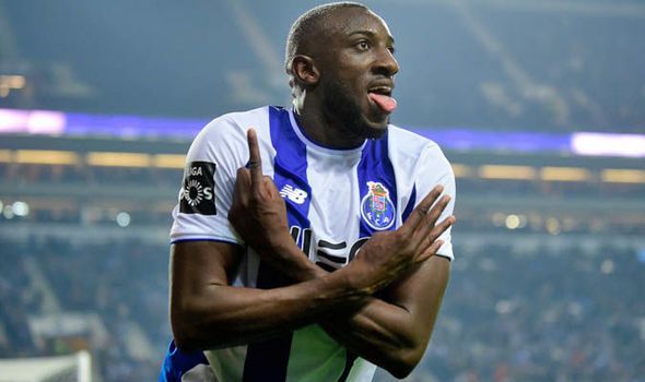 Qui est le meilleur buteur de la compétition à l'issue de cette phase de groupes ?