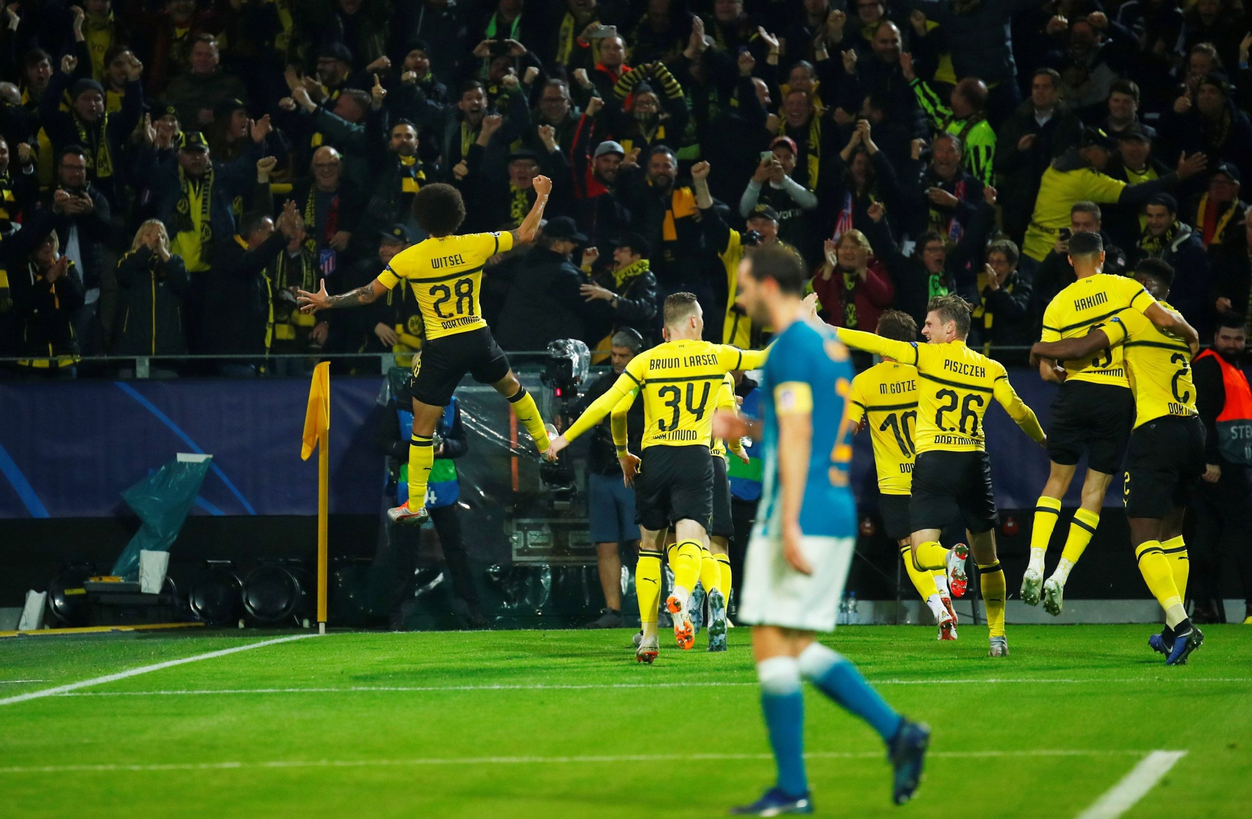 Dortmund et l'Atletico ont tous les deux fini avec 13 points, mais Dortmund devant. Quel est le score cumulé des deux rencontres ?