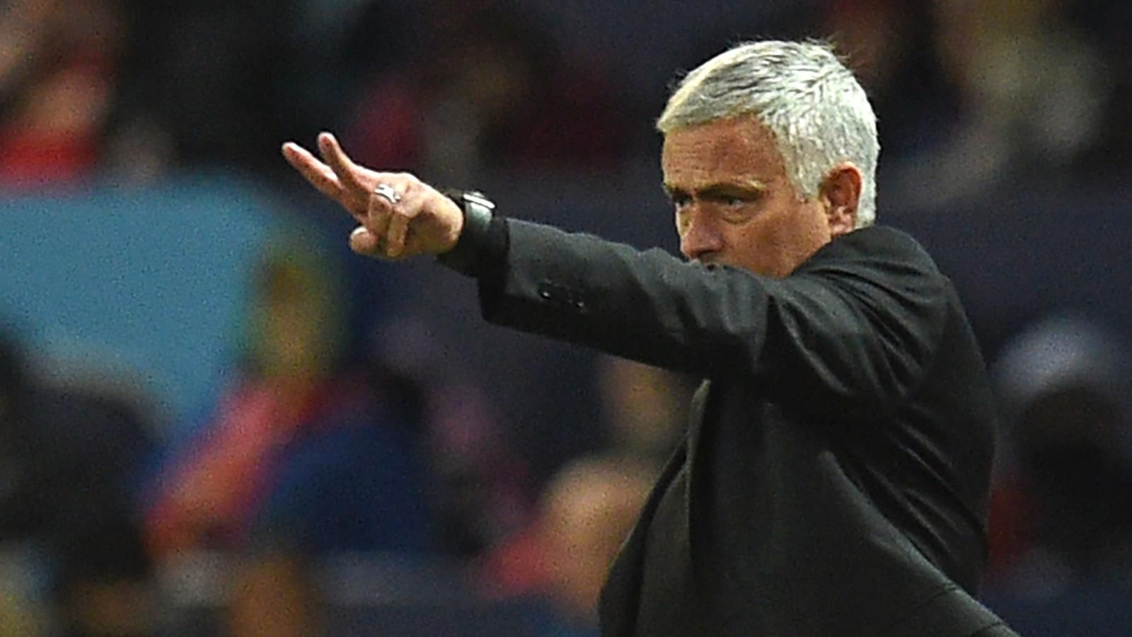 Et si… Mourinho remplaçait Génésio sur le banc de l’Olympique Lyonnais