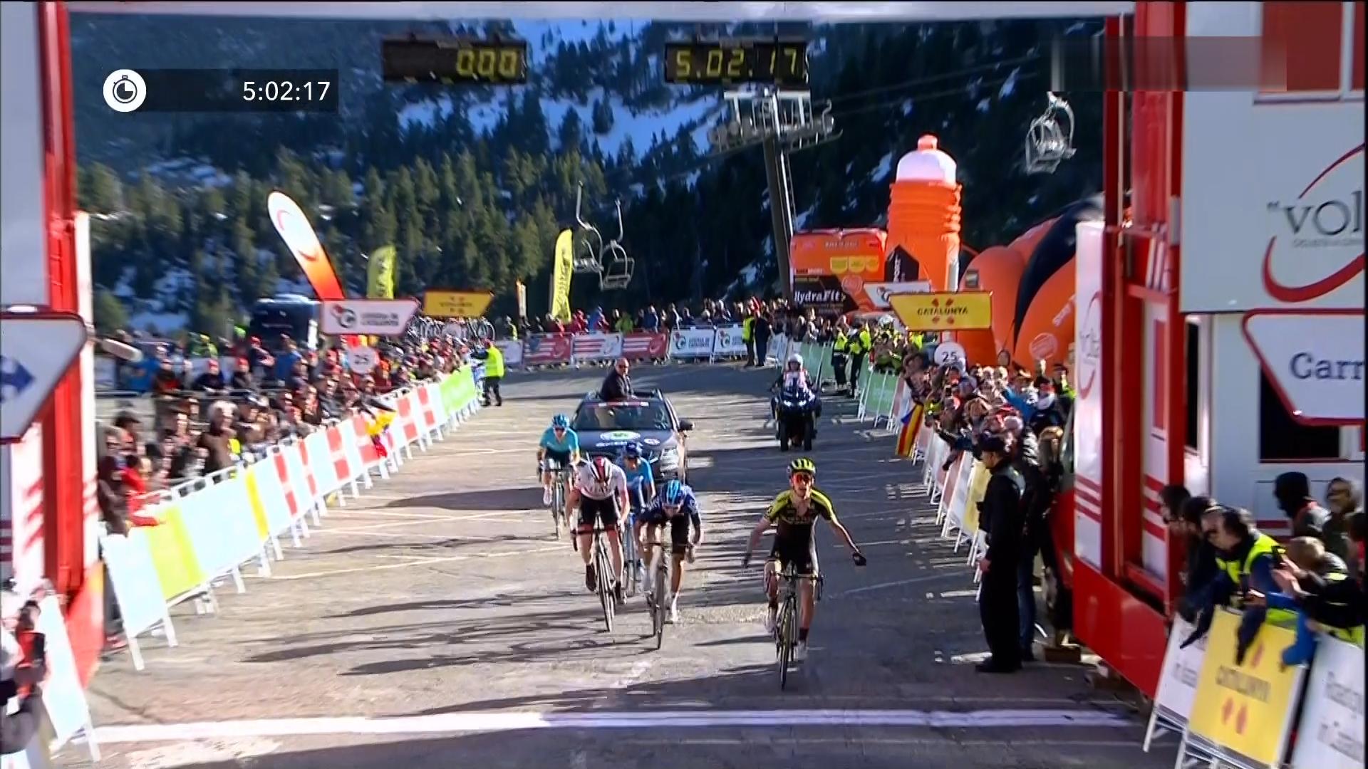Adam Yates s’impose à Vallter 2000