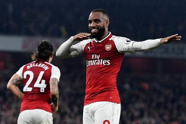 Alexandre Lacazette, le maillon fort.