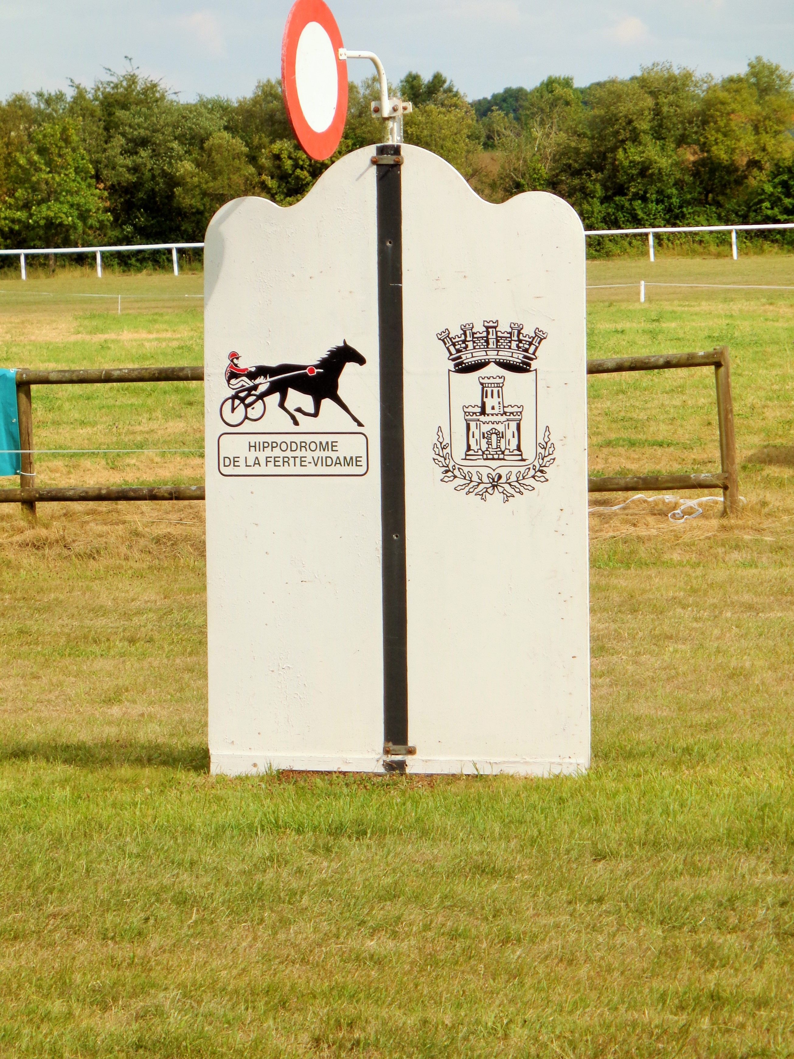 L’hippodrome de la Ferté-Vidame: l’union fait la force