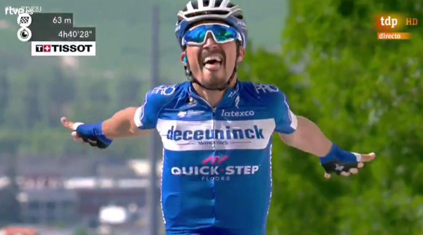 Tour de France : Alaphilippe fait coup double et prend le maillot jaune !