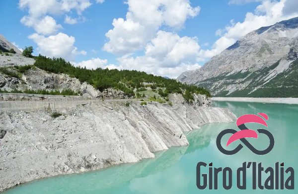 Une grosse 18e étape vers Laghi di Cancano avec le terrible Stelvio à gravir