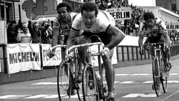 Paris-Roubaix 1981 : Bernard Hinault vient à bout des pavés