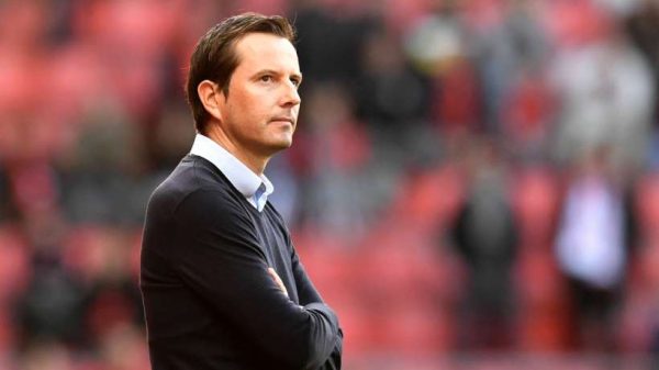 Julien Stéphan: « On passe beaucoup de temps au téléphone »