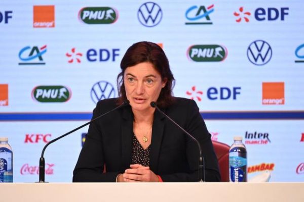 Équipe de France (F) : Diacre se passe d’Amandine Henry pour le prochain rassemblement !