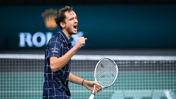 ATP Finals : Medvedev toujours plus fort que Zverev