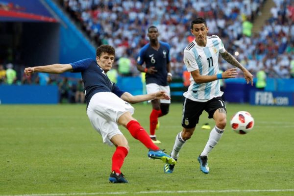 Pourquoi t’aimes le foot – “Second poteau Pavaaaaaaard”