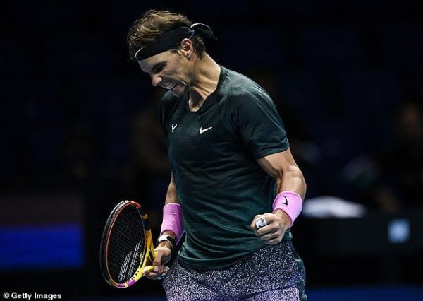 ATP Finals : Nadal franchit l’obstacle Tsitsipas et rallie le dernier carré