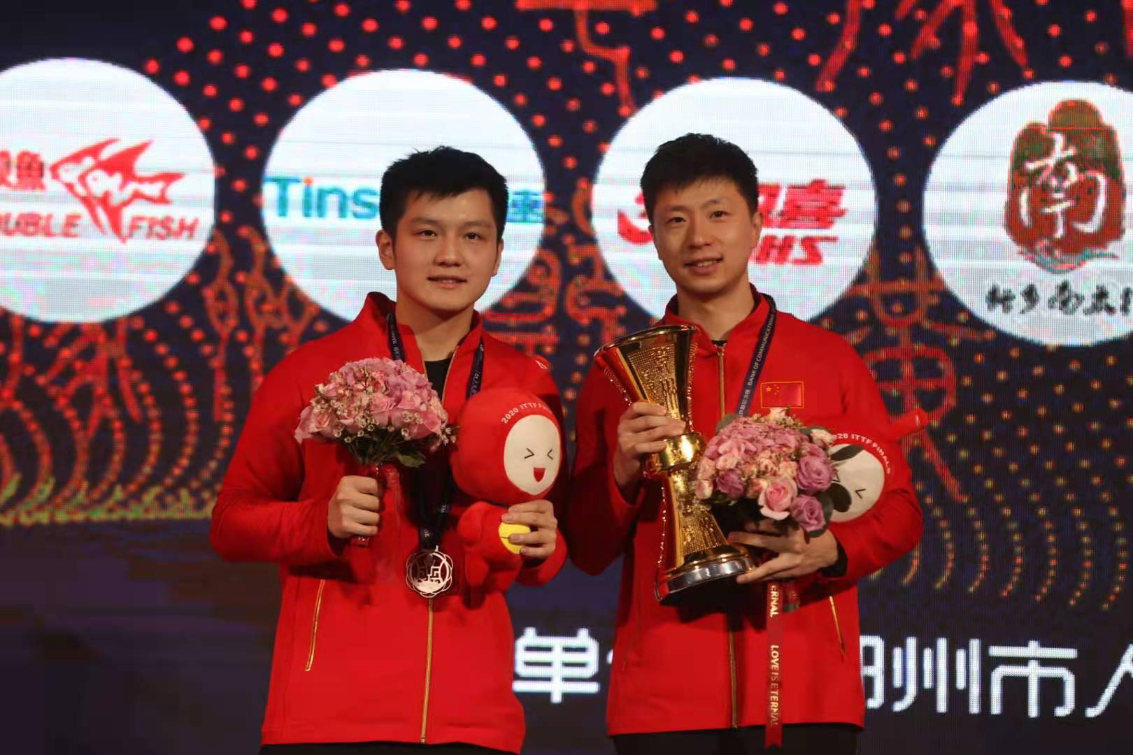 ITTF Finals : Ma Long prend sa revanche sur Fan Zhendong !