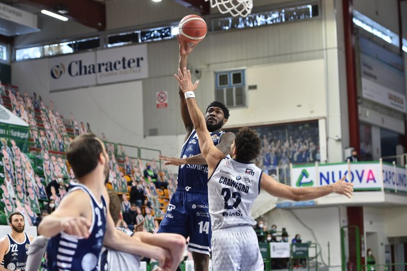 [Ciuff !] LegaBasket Serie A – 13° giornata, Sassari sur le podium, le NBB chute encore