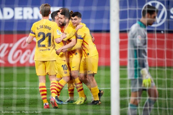 Bétis Séville vs FC Barcelone : Un Barça fébrile se déplace sur le terrain du vainqueur de la coupe d’Espagne