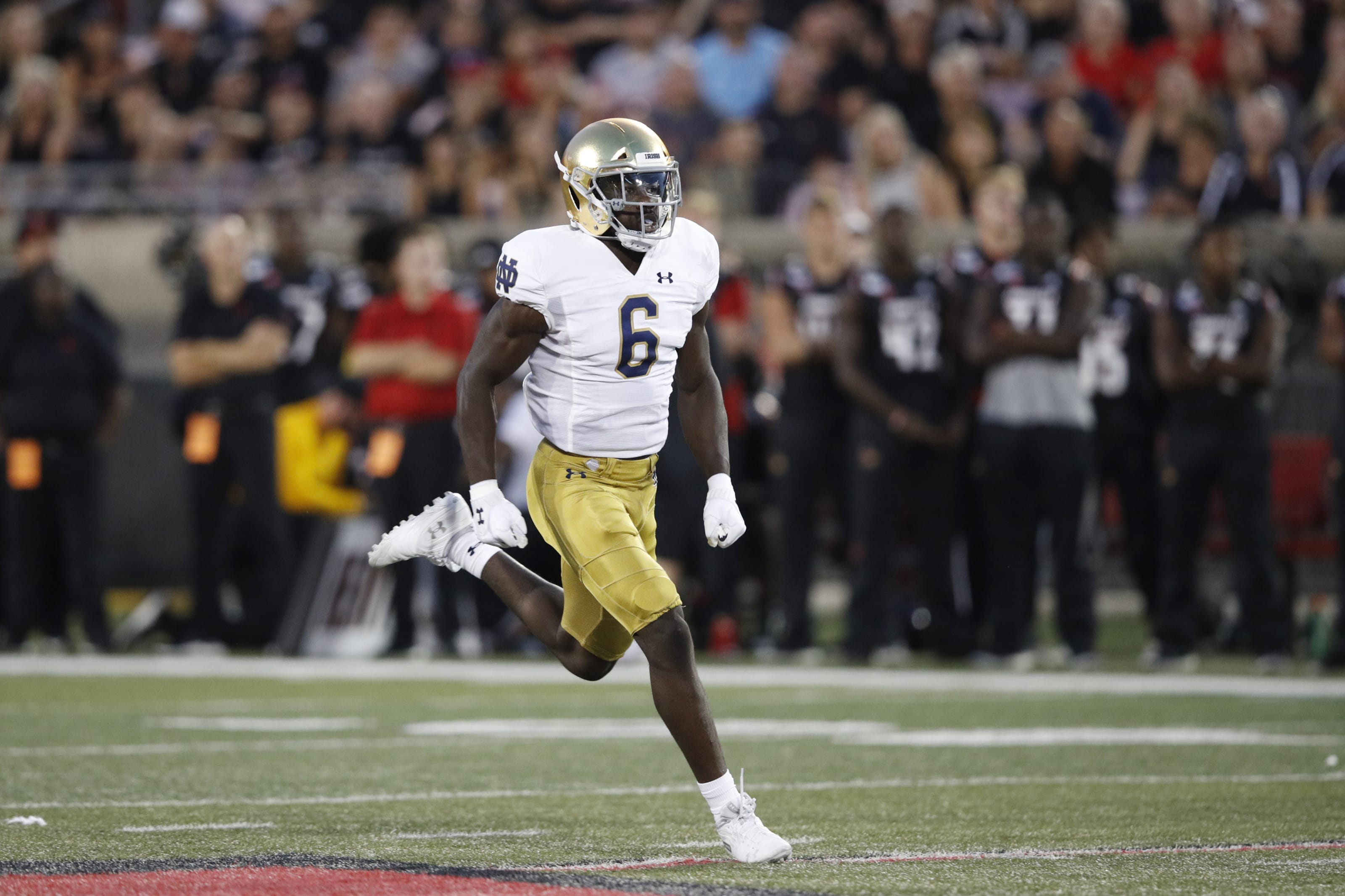 Draft NFL 2021 : les cinq linebackers à suivre