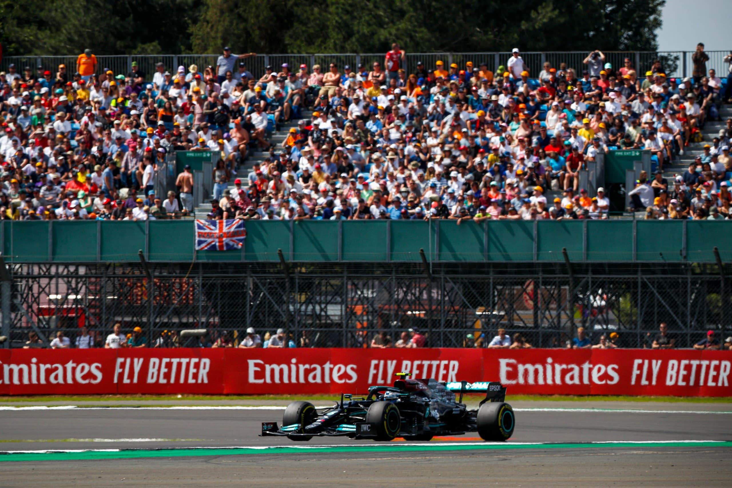 Formule 1 : Lewis Hamilton en pole pour la course sprint