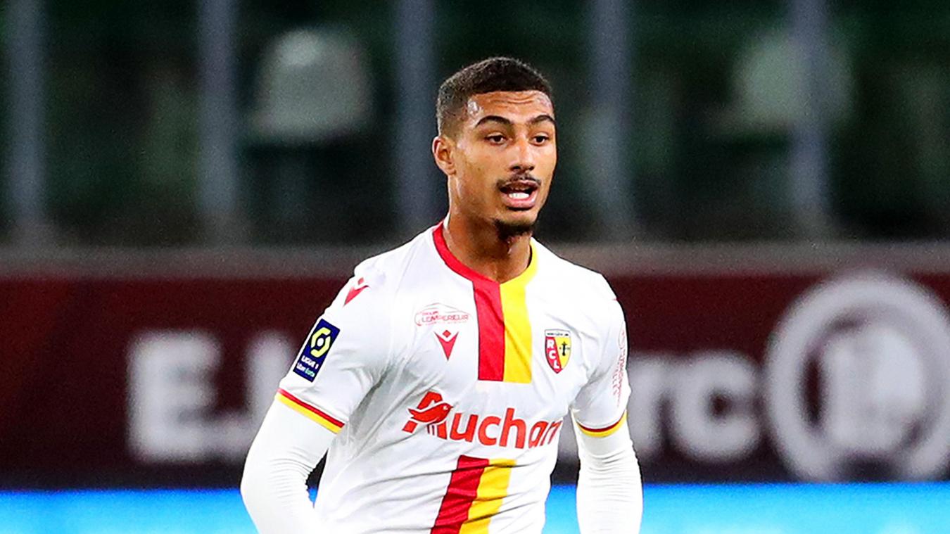 Loïc Badé s’engage avec Rennes