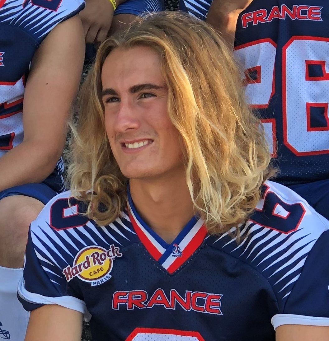 Entretien avec Léo Cremades (QB, Équipe de France) : “Je suis tombé dans le football américain et cela a changé ma vie”