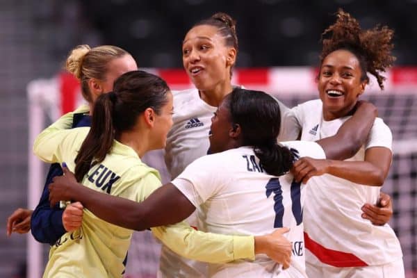 JO – Handball (F) : les Bleues décrochent l’or olympique, doublé pour le handball tricolore