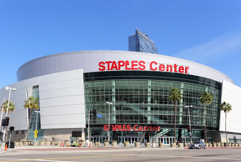 Staples Center renommé, symbole de la relation naissante entre sport et cryptomonnaies