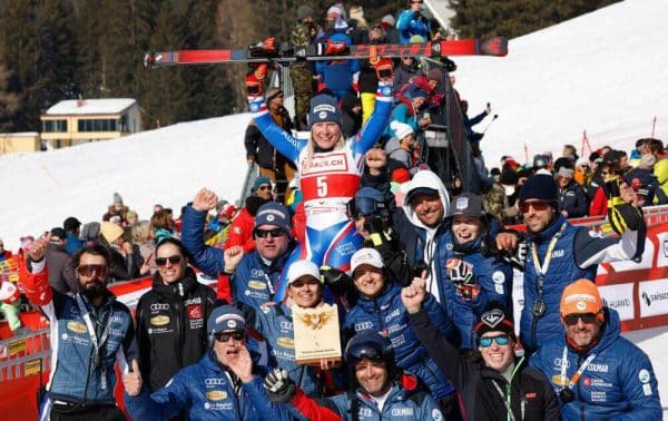 Lenzerheide : Tessa Worley remporte le slalom géant !