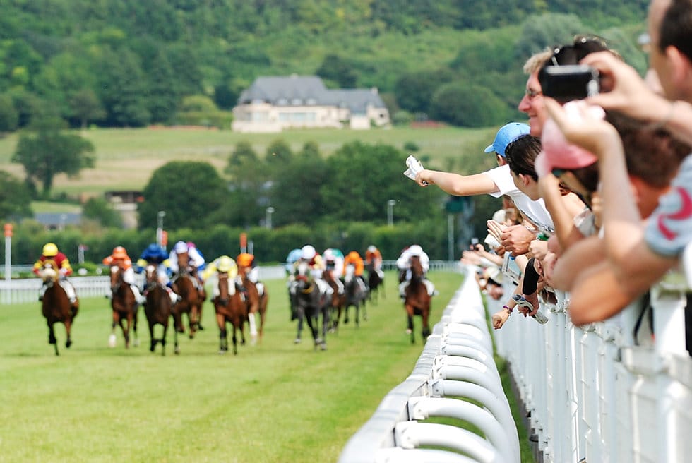 Pronostics Turf du 28/07/2022 : nos chevaux repérés pour Clairefontaine-Deauville (R1) et Le Lion-d’Angers (R3)