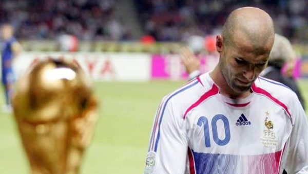 Les moments de la Coupe du monde : Zidane s’en va sur un coup de boule en 2006