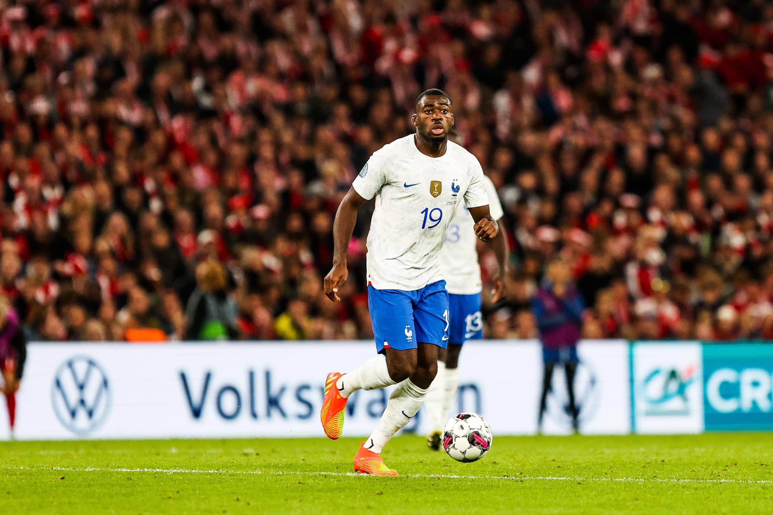 Un manque d’expérience dans le milieu de l’équipe de France