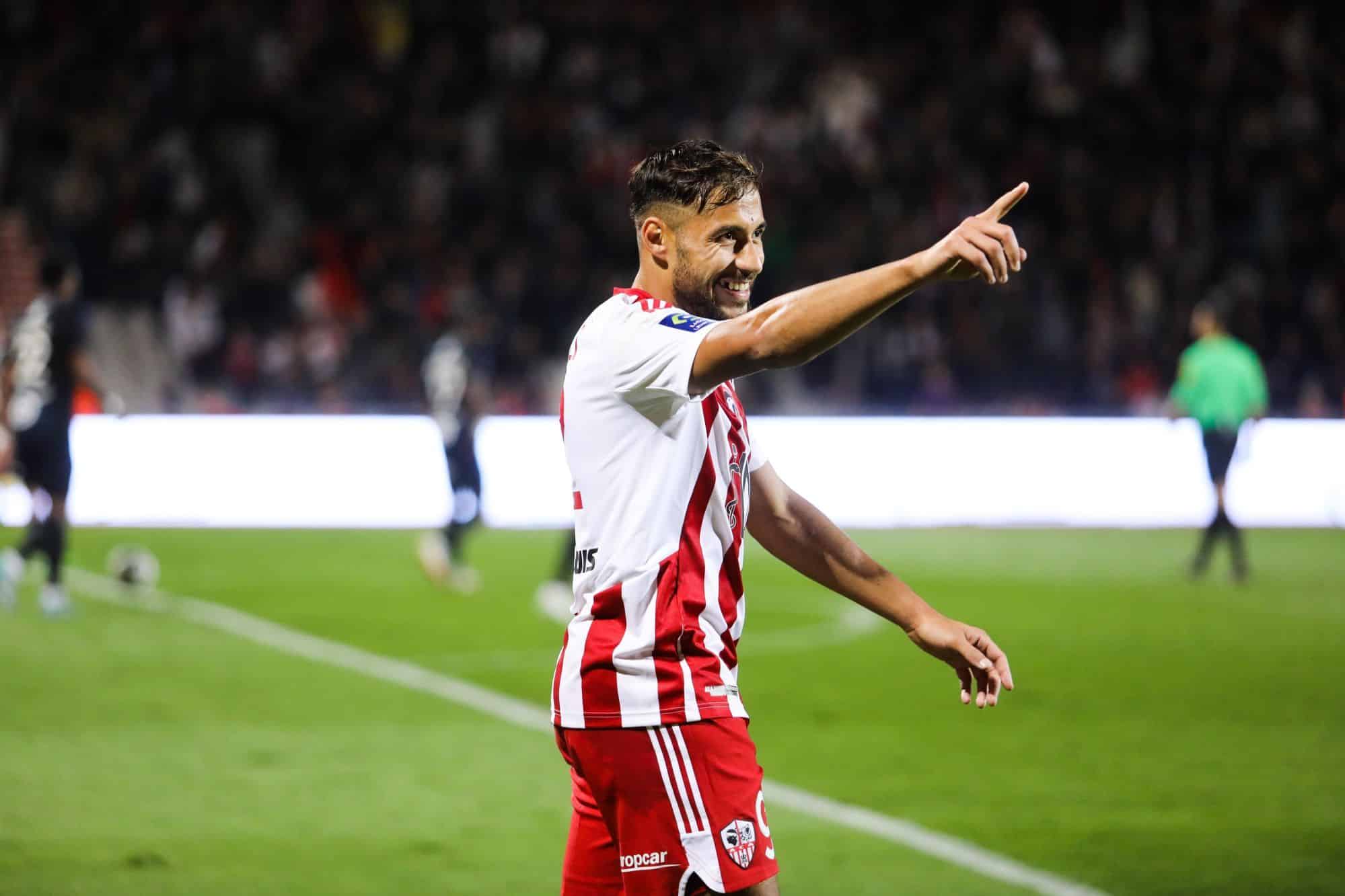 Youcef Belaïli, l’ailier algérien irrésistible à Ajaccio