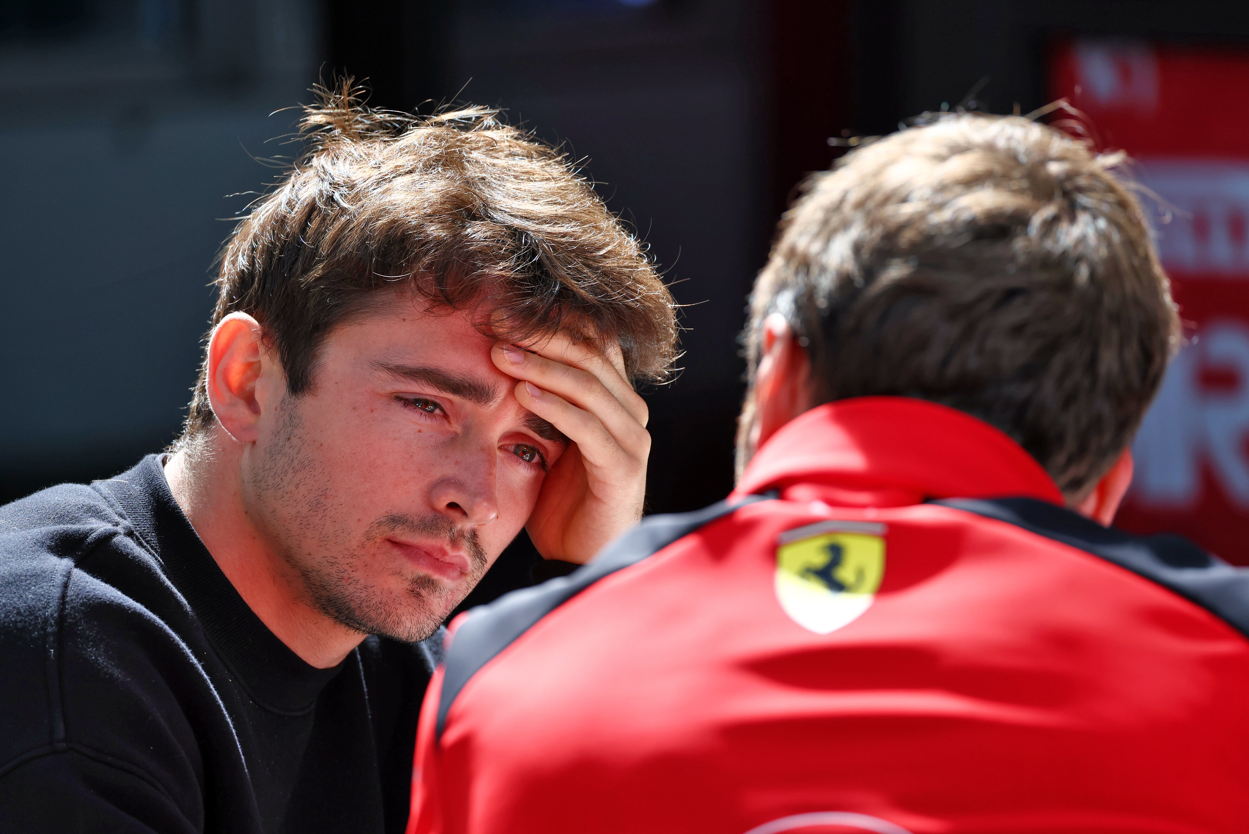 Formule 1 : Charles Leclerc vers un départ de Ferrari en 2024 ?
