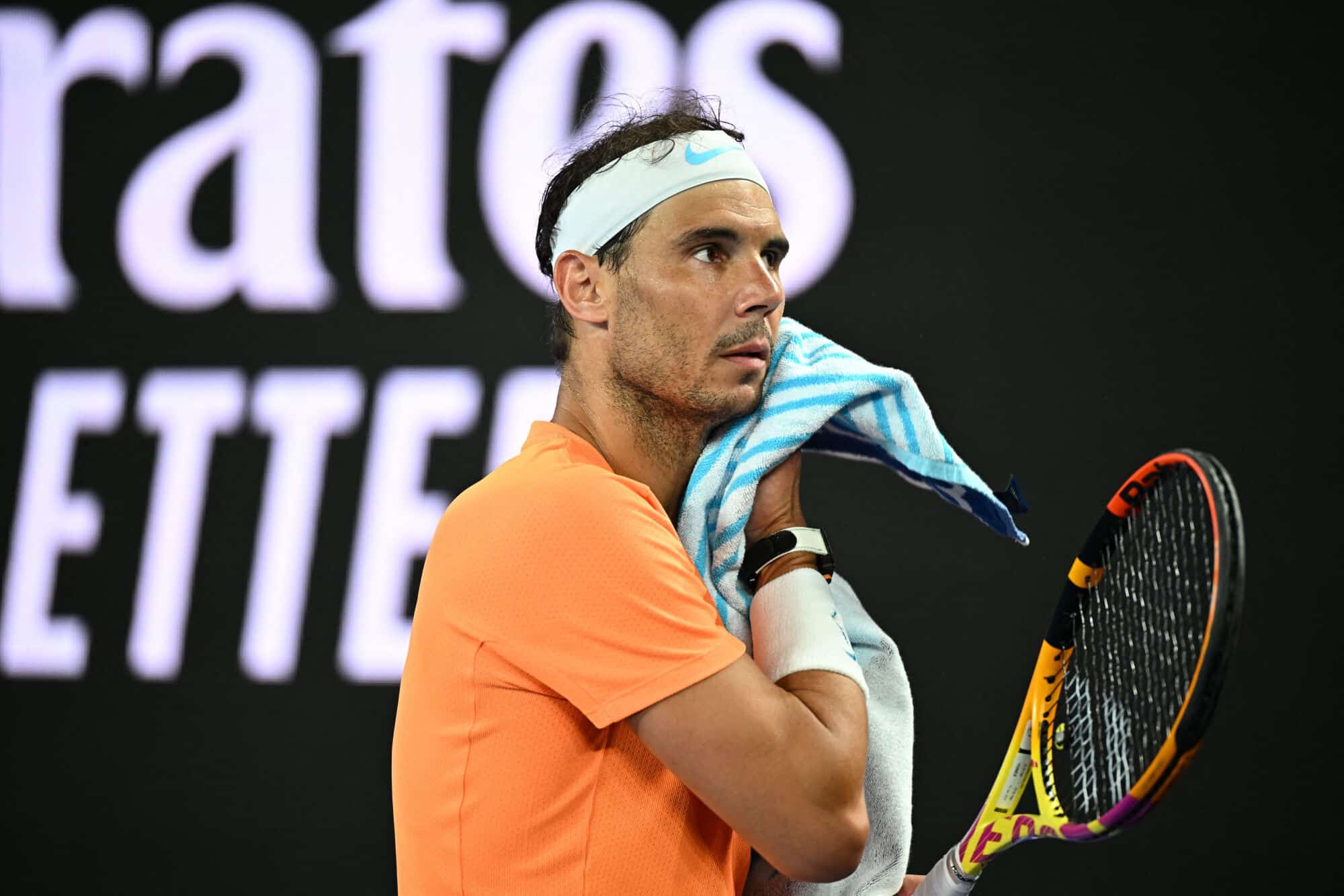 Roland-Garros : touché au genou, Rafael Nadal stoppe son entraînement !