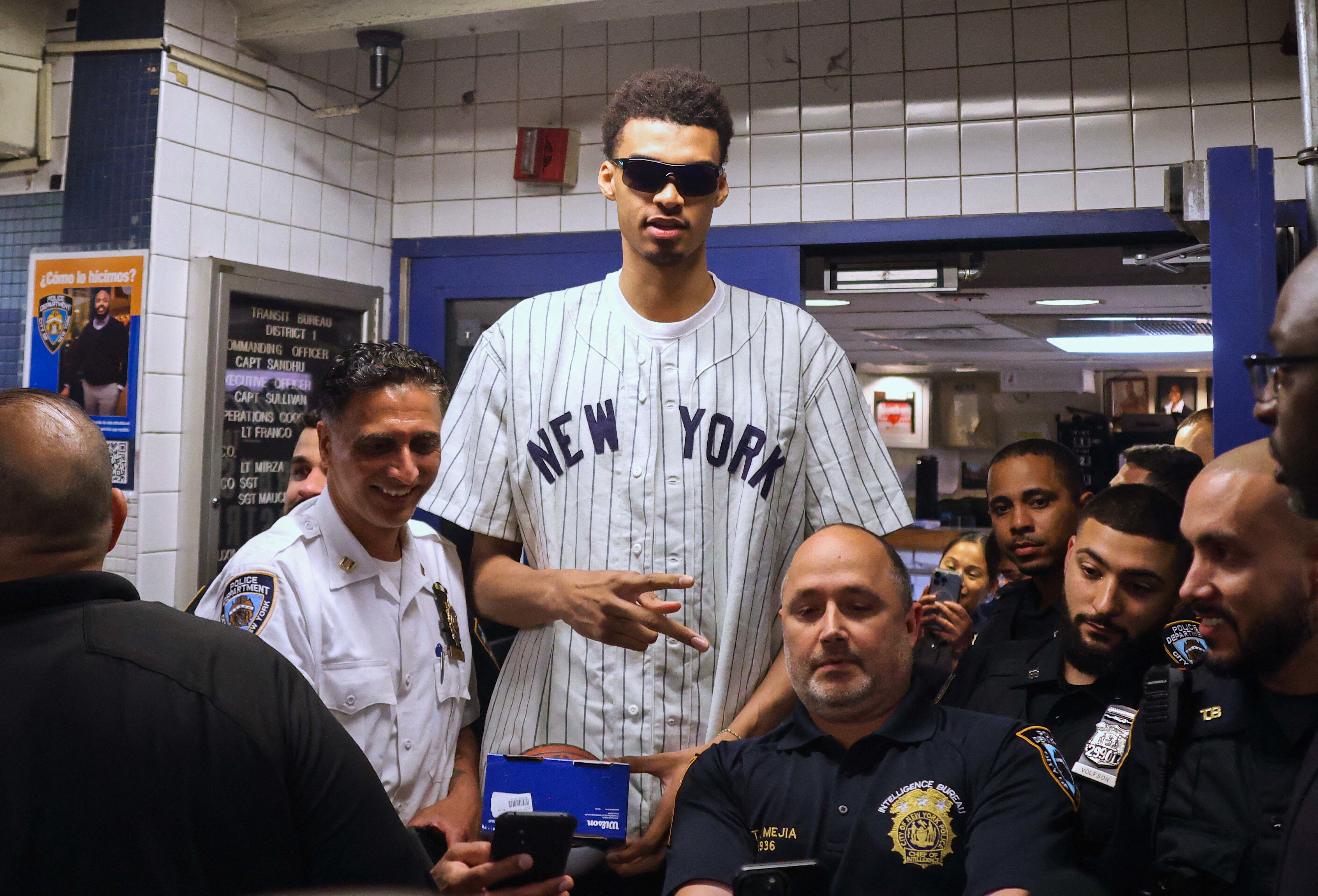 Draft NBA 2023 : Le recap de la cérémonie avec Victor Wembanyama !