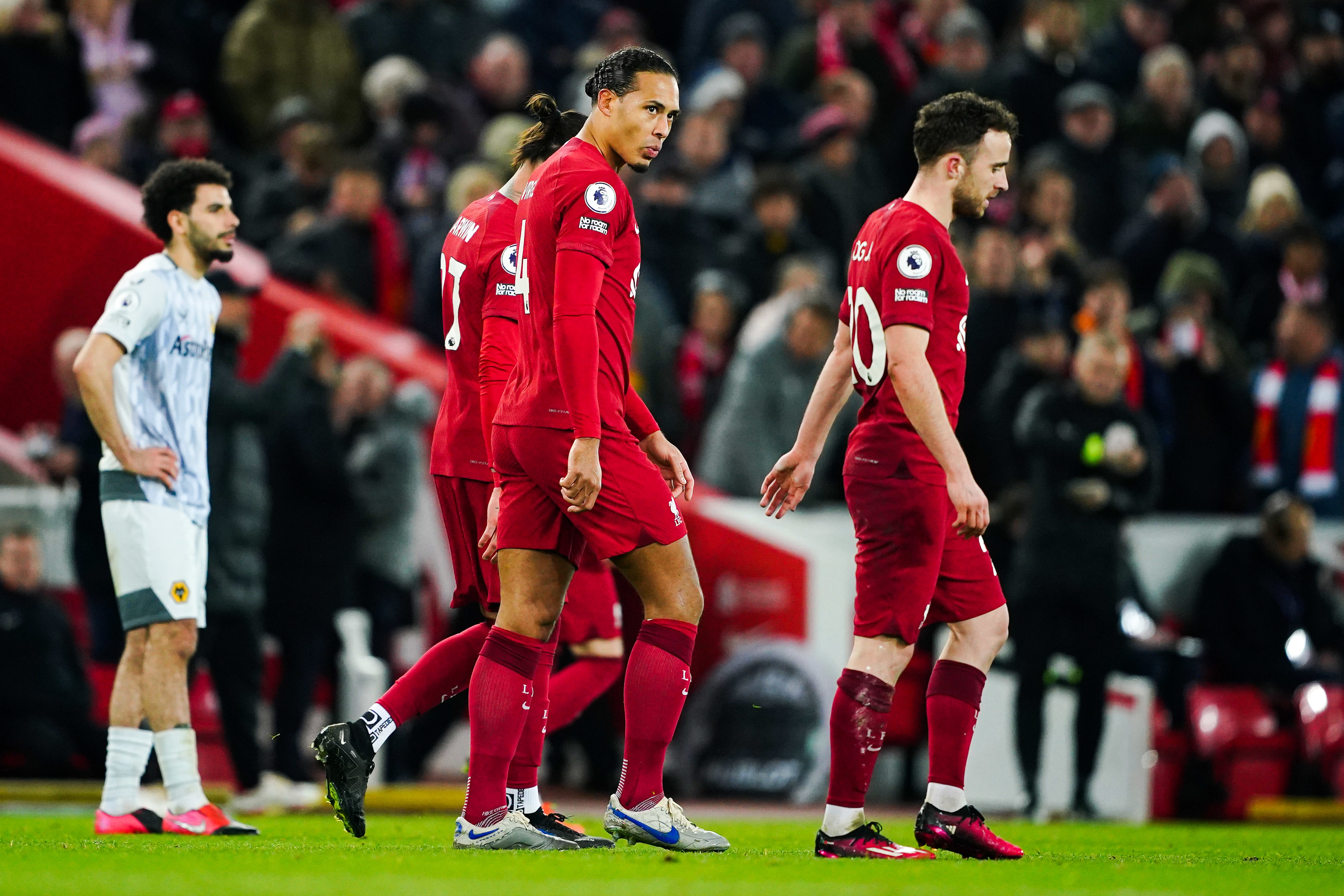 Mercato Nice : un latéral gauche de Premier League pour l’OGCN