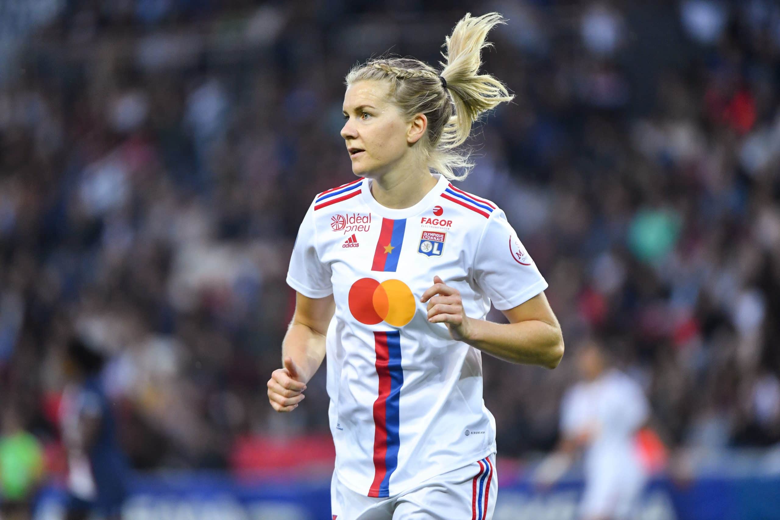 Ada Hegerberg : Âge, Stats, Palmarès, Couple et Club