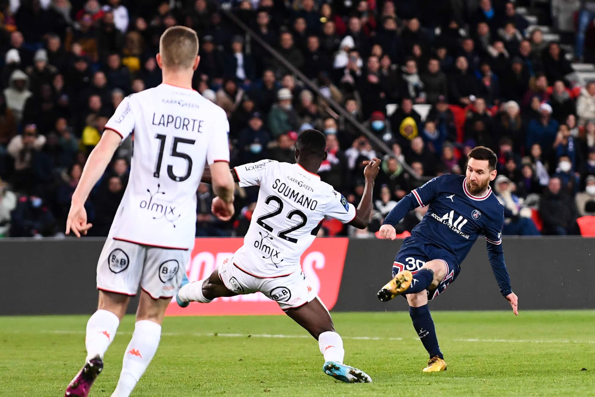 Mercato Ligue 2 : vivement courtisé, un buteur de Ligue 1 a tranché