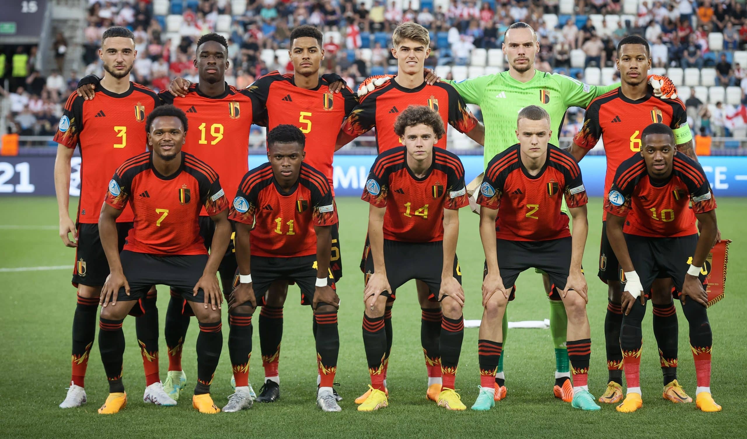 Mercato RC Lens : une piste offensive remballe les Lensois