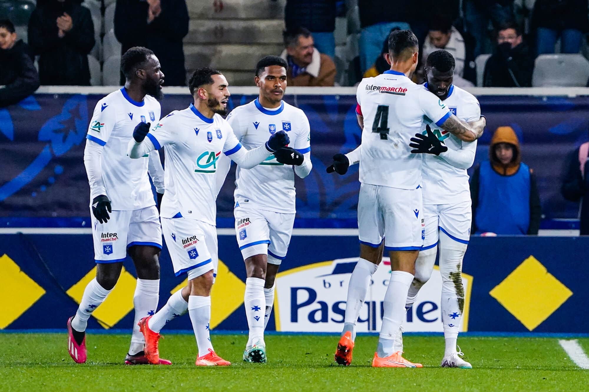 Mercato Auxerre : un joueur emblématique rejoint une destination exotique (Officiel)