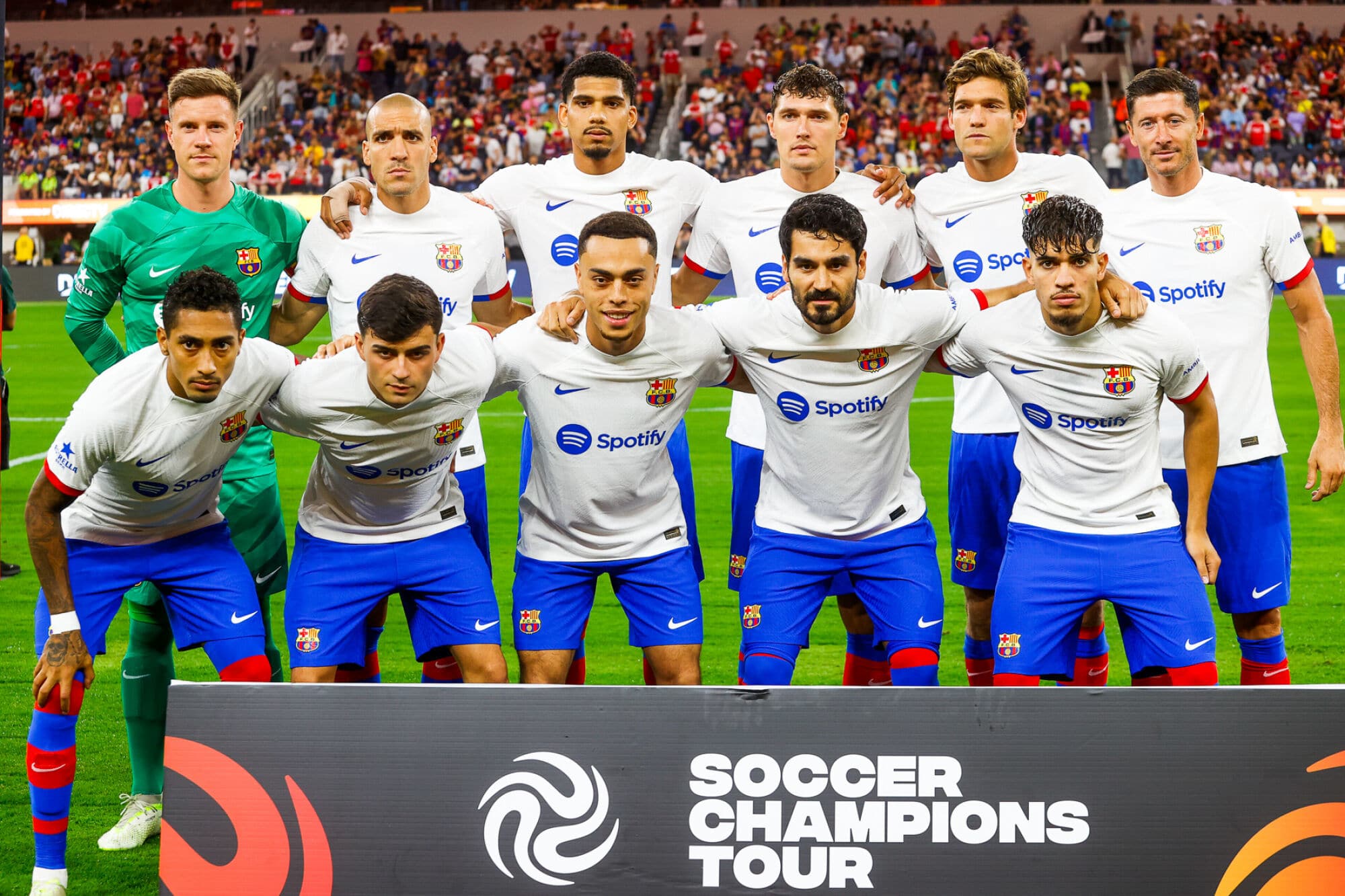 Mercato Nice : le club azuréen fonce sur un joueur du FC Barcelone 