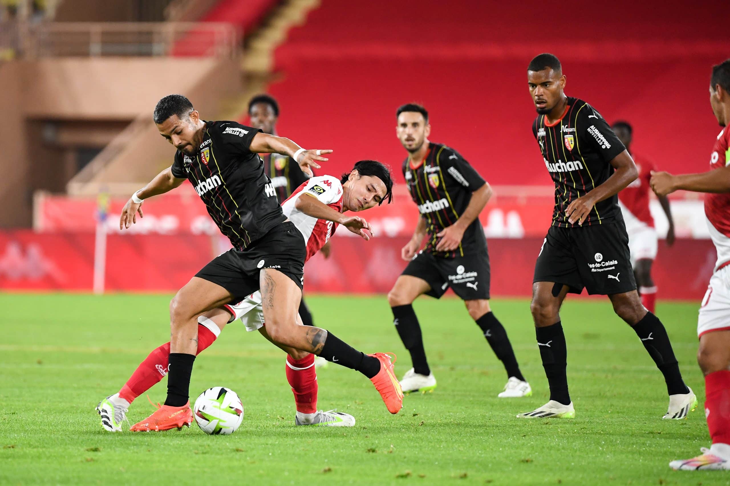 RC Lens : Coup dur, un titulaire se blesse