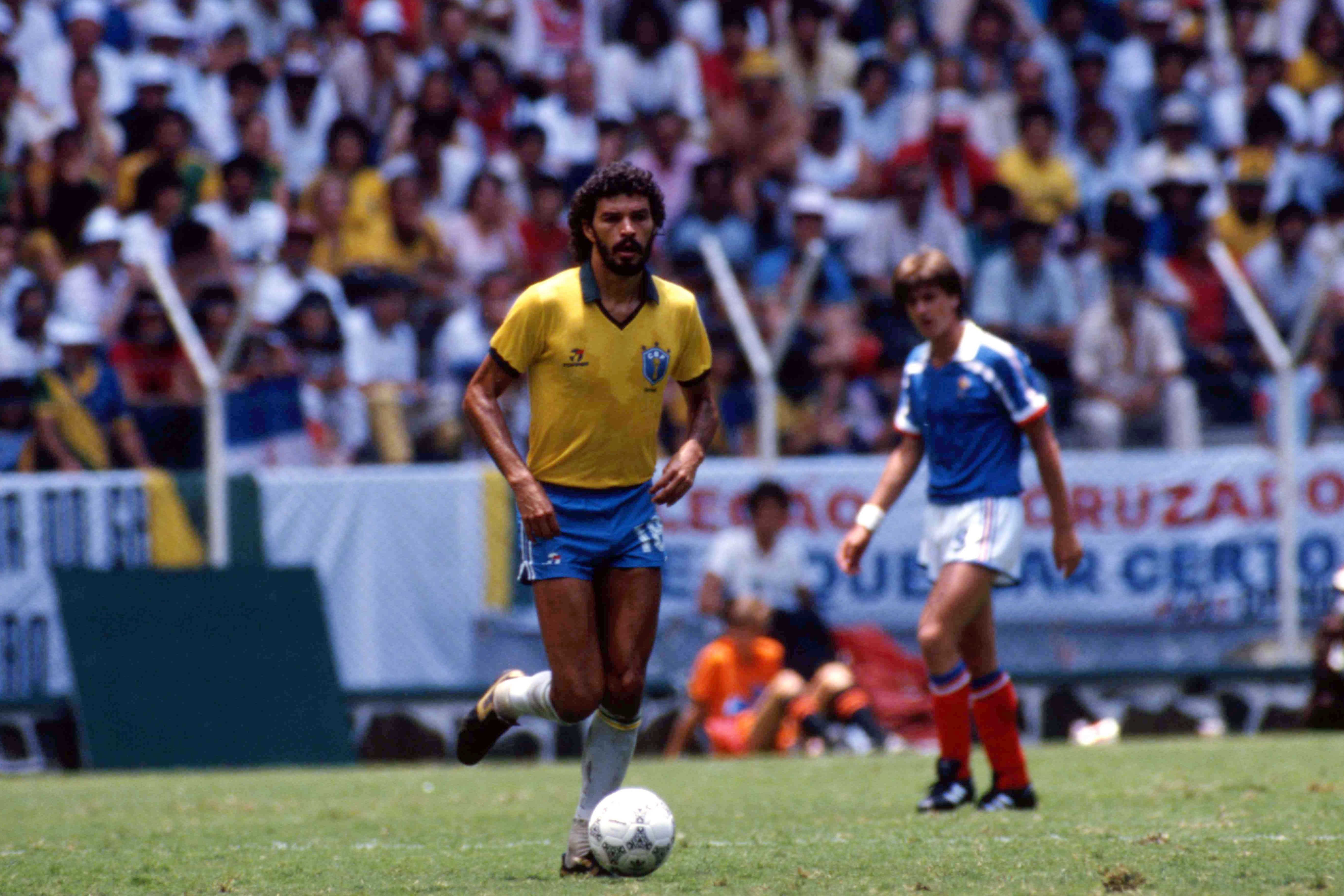 Italie : “un football absolument corrompu”, quand Socrates dénonçait les pratiques italiennes
