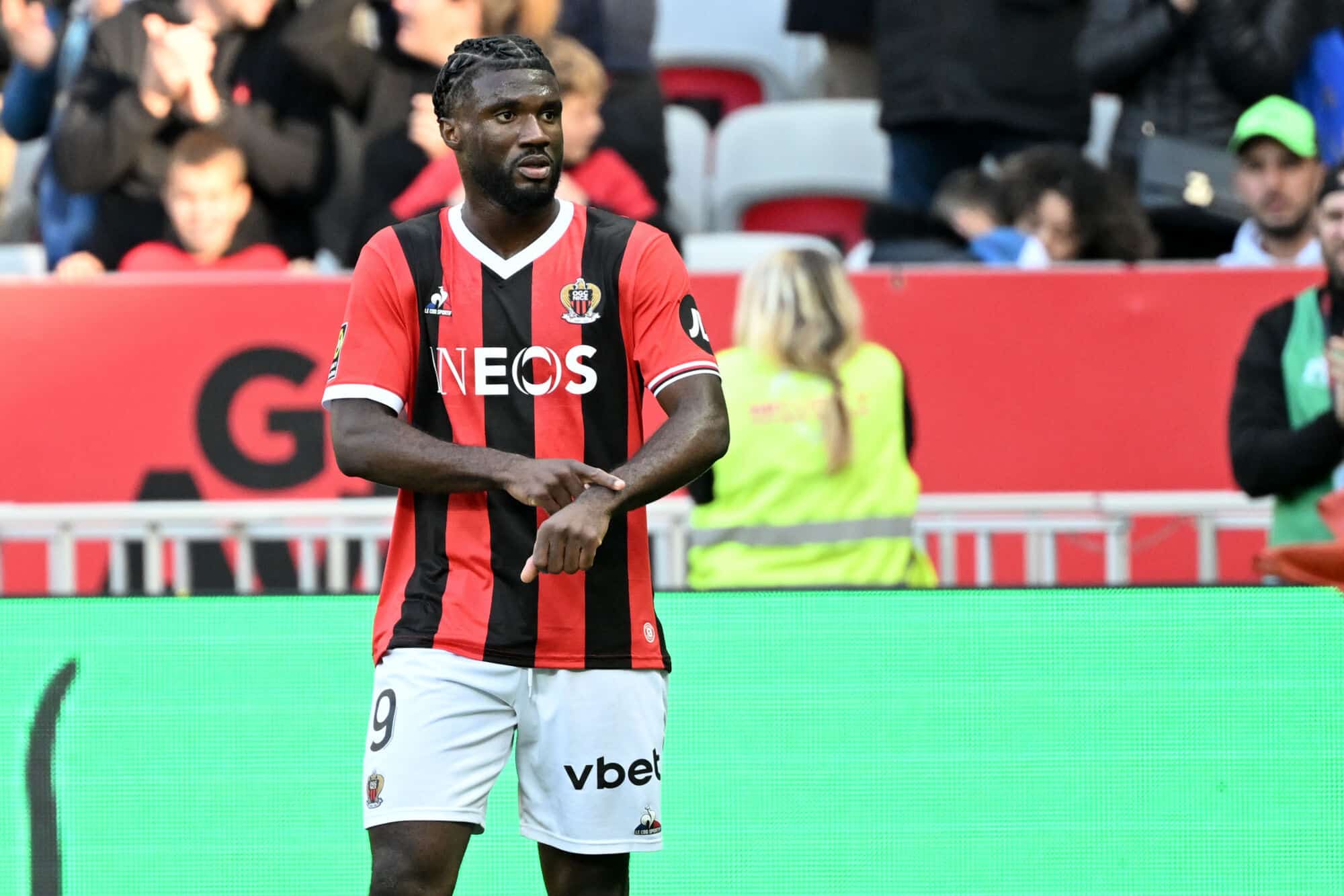 CAN 2024 : Coup dur pour l’OGC Nice, Terem Moffi appelé par le Nigeria