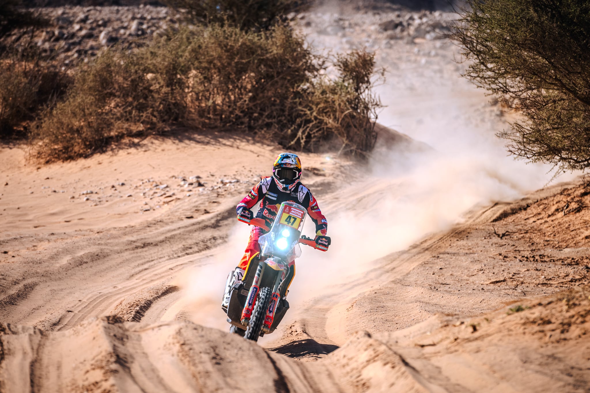 Dakar 2024 – Etape 8 – Moto : Classement, Résultat et Résumé – Doublé argentin !
