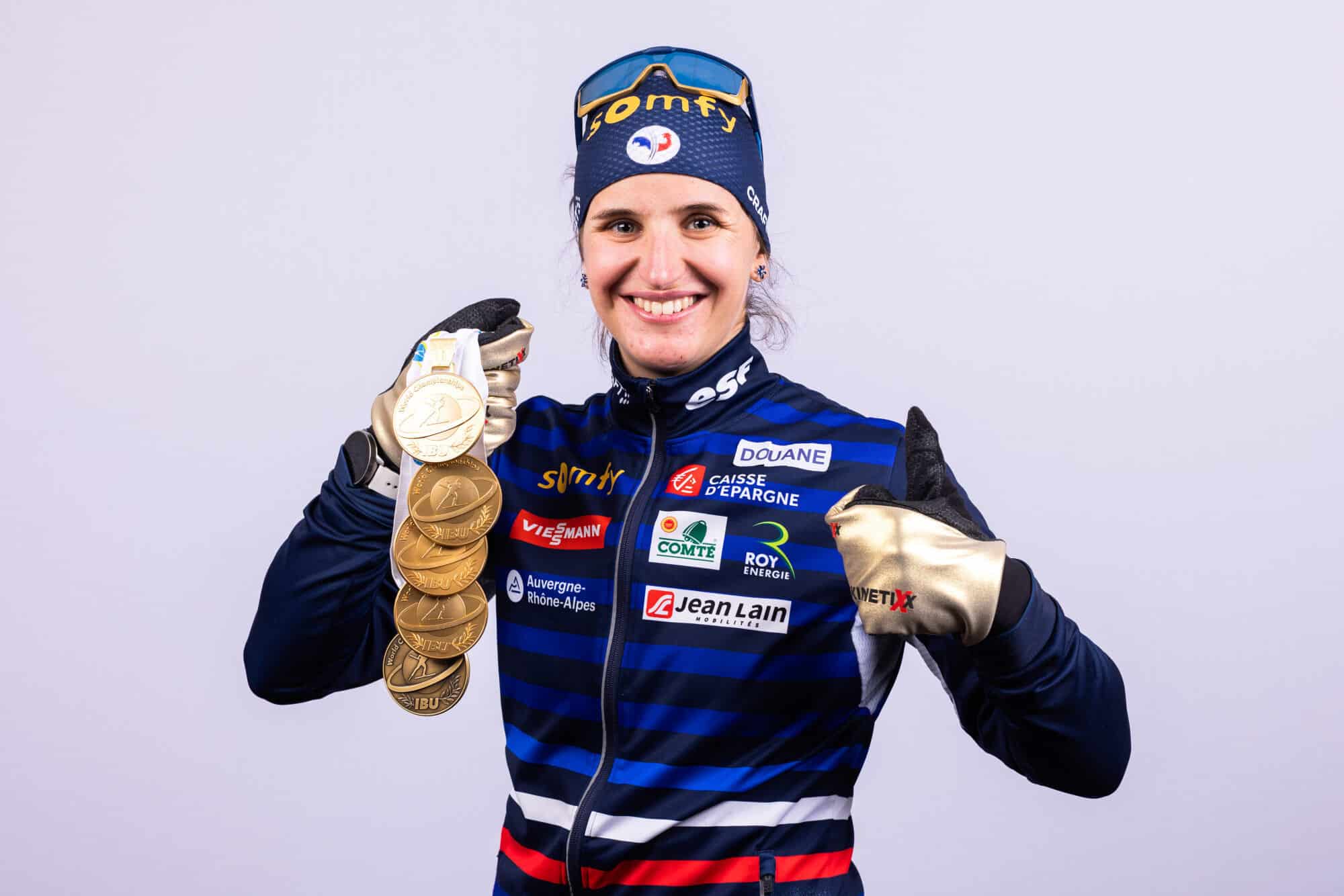 Biathlon : Quentin Fillon Maillet encense Julia Simon