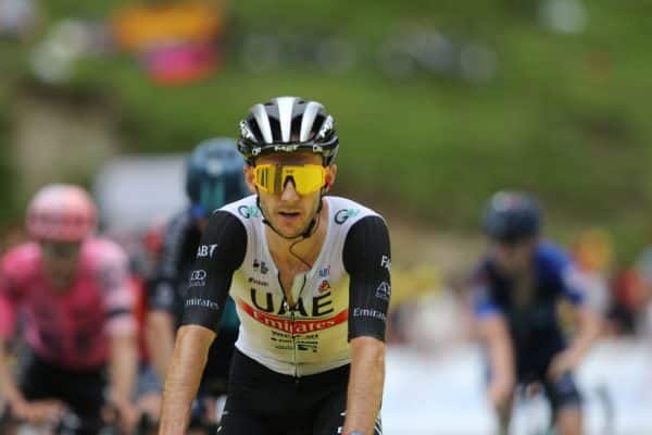 UAE Tour 2024 : Adam Yates souffre d’une commotion cérébrale