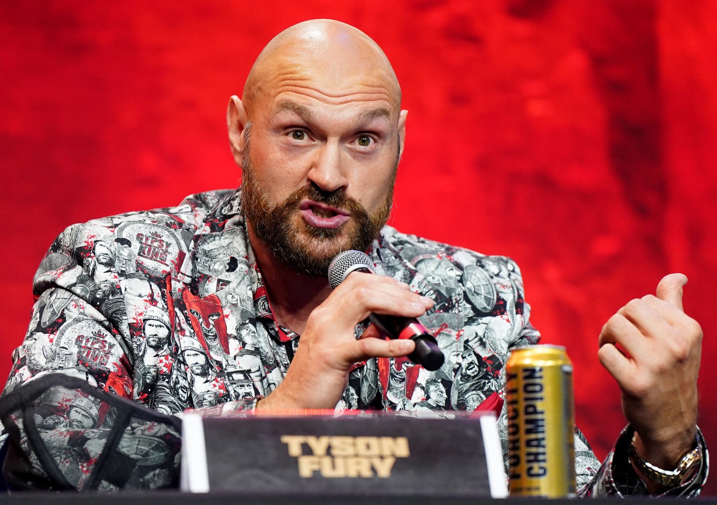 Boxe : Tyson Fury vs Oleksandr Usyk reporté !