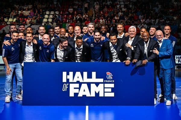 Une légende de l’Équipe de France rebondit… dans le hockey sur glace !