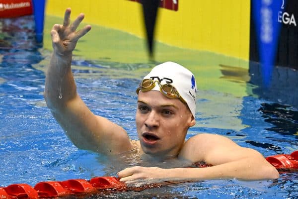 JO 2024 : Léon Marchand aux anges après sa folle semaine avec l’Arizona State