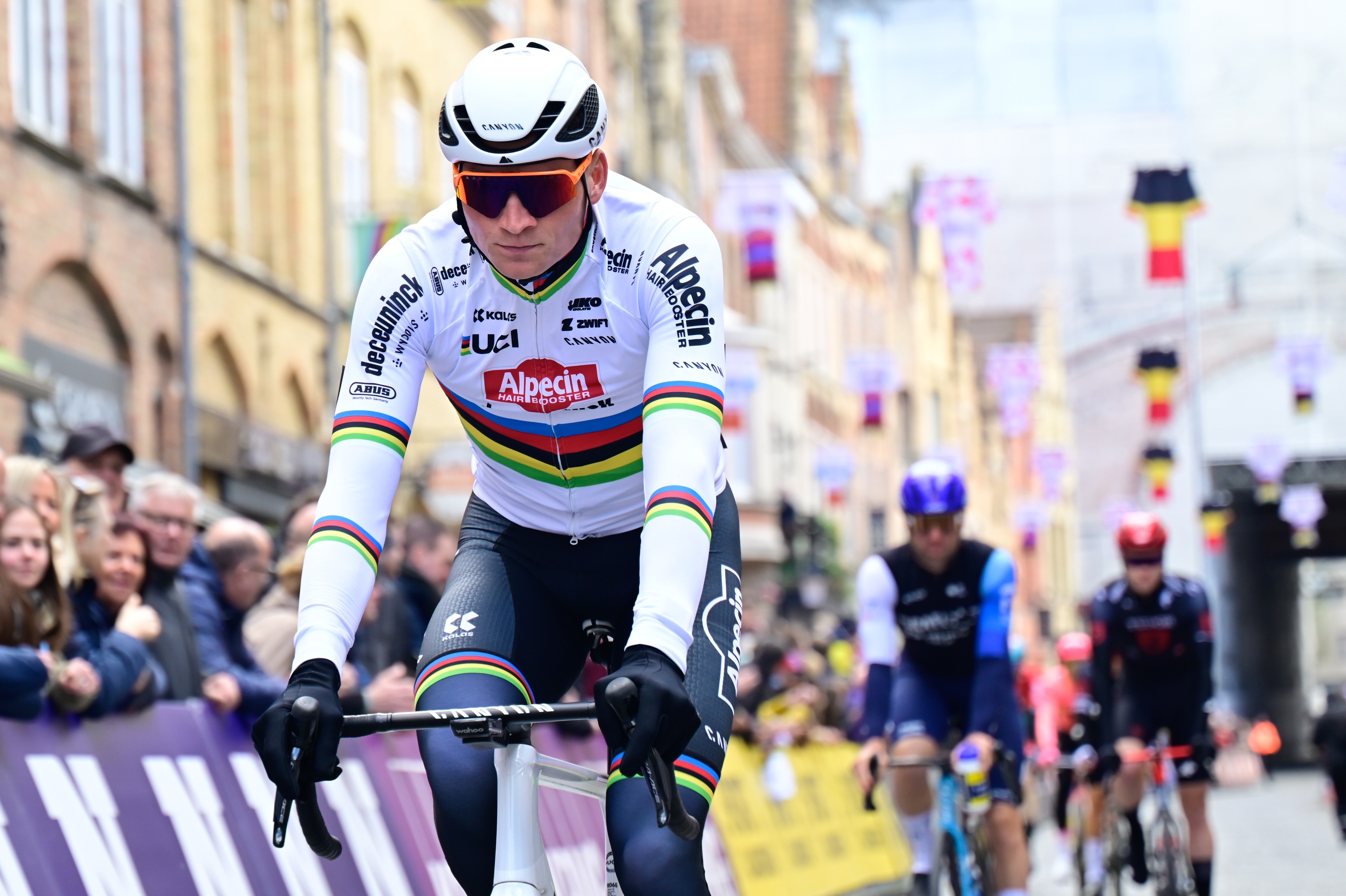 DIRECT. Tour des Flandres 2024 : Victoire de Van der Poel !