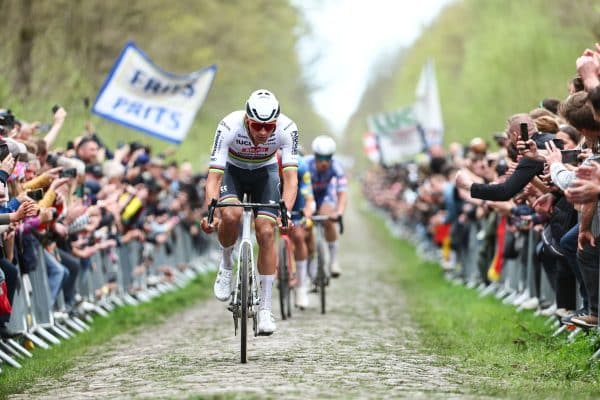 Paris – Roubaix 2024 : revivez la victoire de Mathieu Van Der Poel (Vidéo)